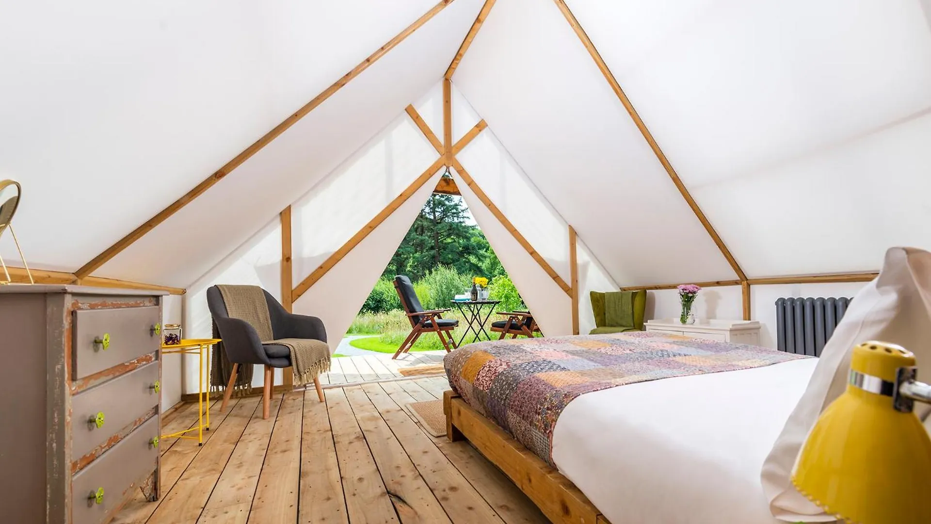 Campismo de Luxo Killarney Glamping At The Grove, Suites And Lodges