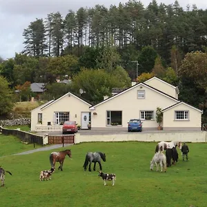 Lantgård Muckross Riding Stables, Cill Airne