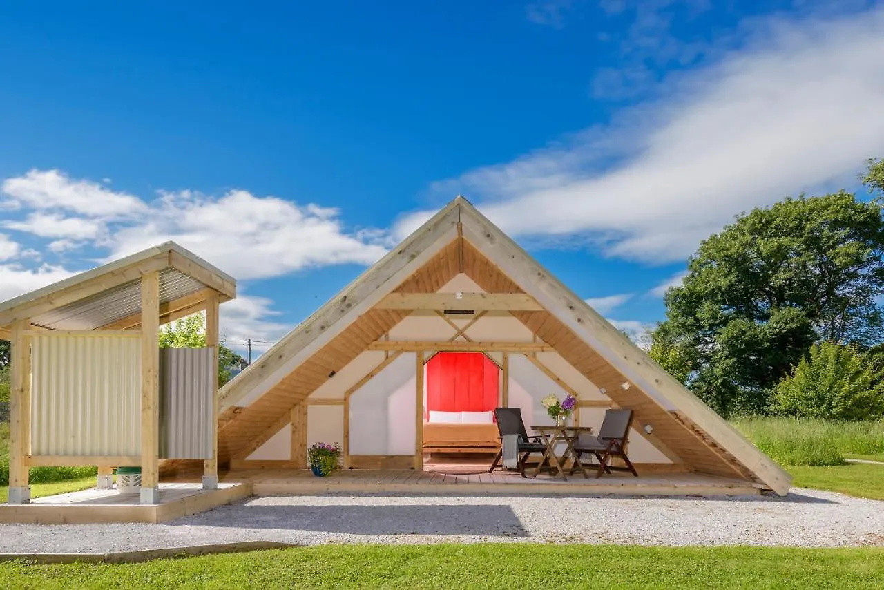 Tente de luxe Killarney Glamping At The Grove, Suites And Lodges