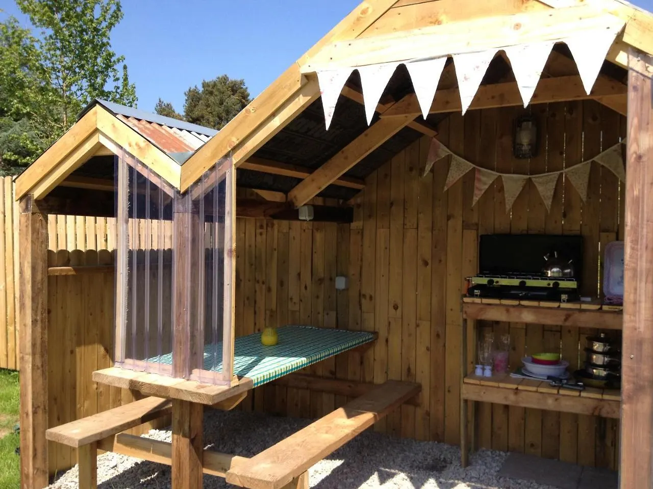 Killarney Glamping At The Grove, Suites And Lodges 2*,